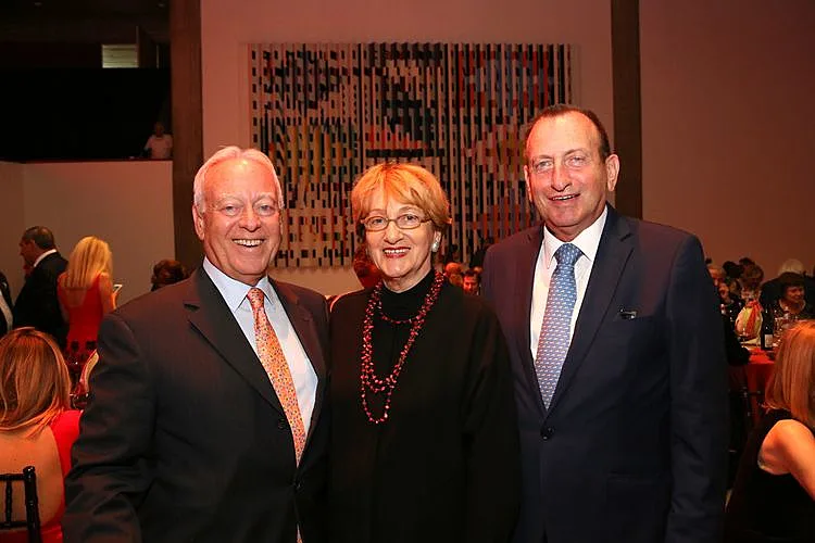 רון חולדאי, סוזן לנדאו וחיים סאמט