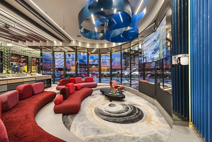 צבעוניות מגוונת ומשתנה