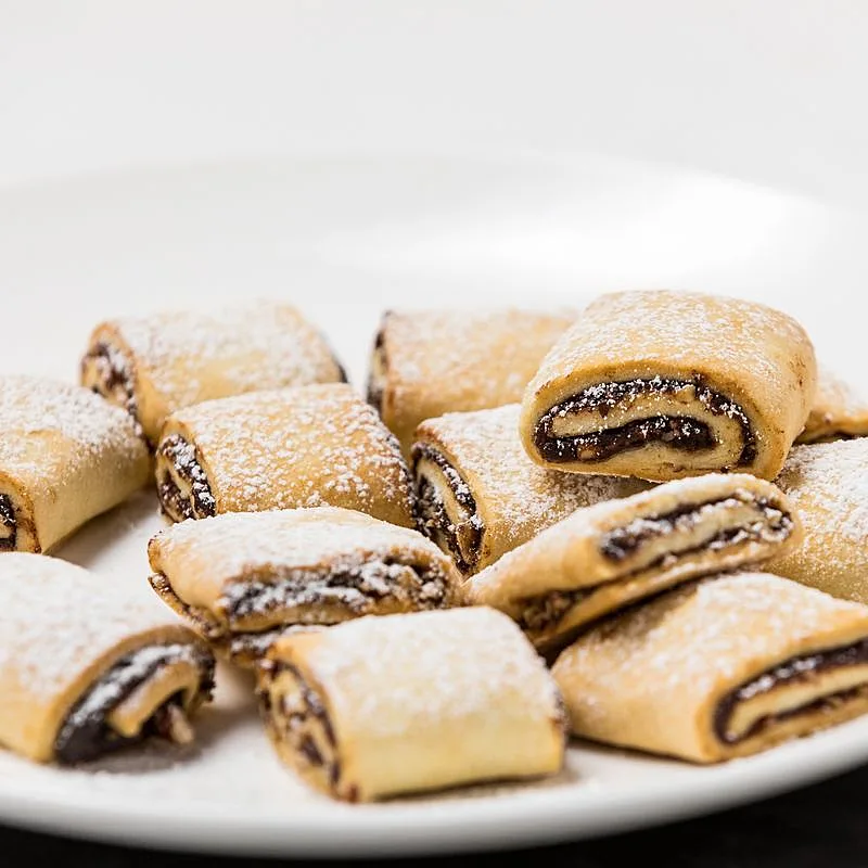 מעמול תמרים