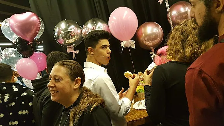 שירה לוי יום הולדת