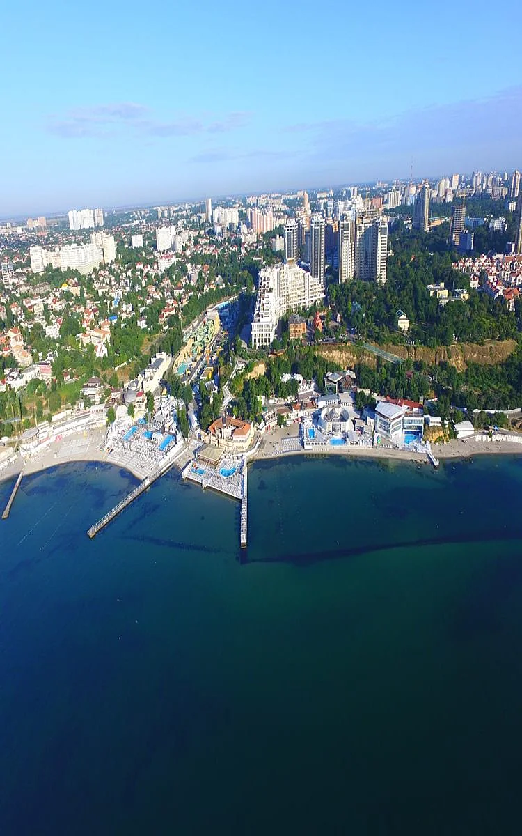 ליהיא גרינר רוכשת דירה