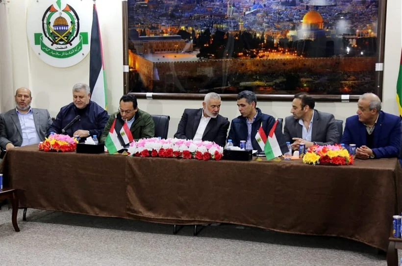 פגישת הפלגים הפלסטינים עם המשלחת המצרית