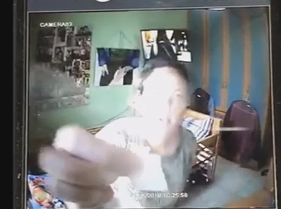 המטפלת המתעללת