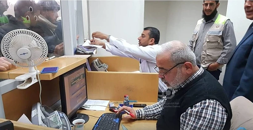 חלוקת המענק הקטארי בעזה