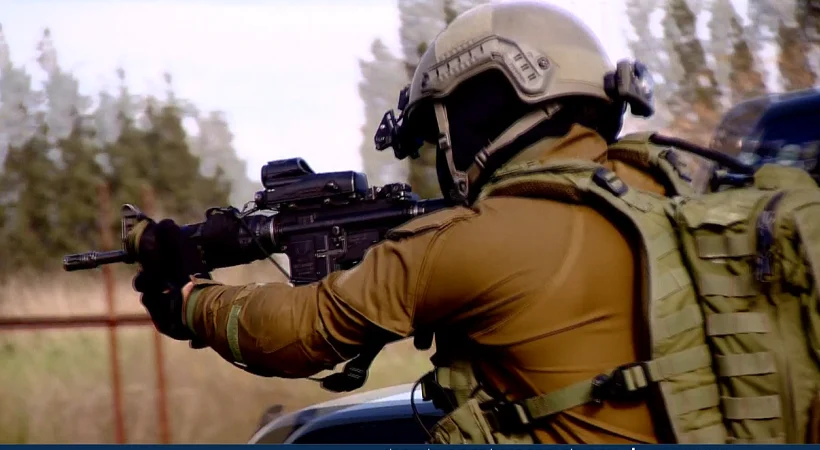 לוחם ביחידה 504 במהלך תרגיל