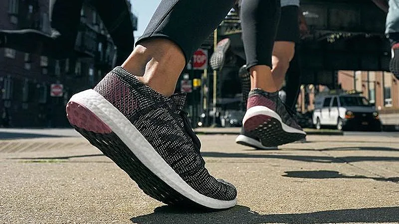 נעלי הריצה של החורף