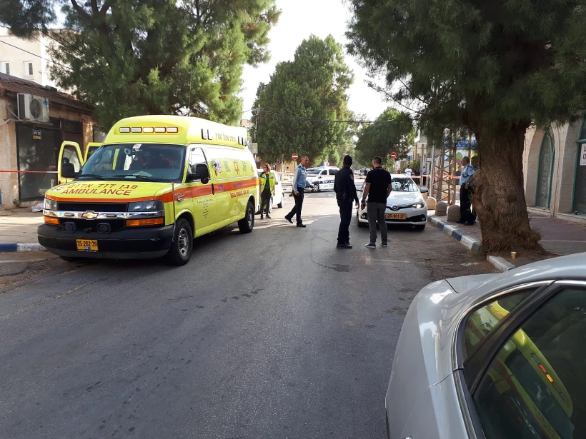 אמבולנס (ארכיון)