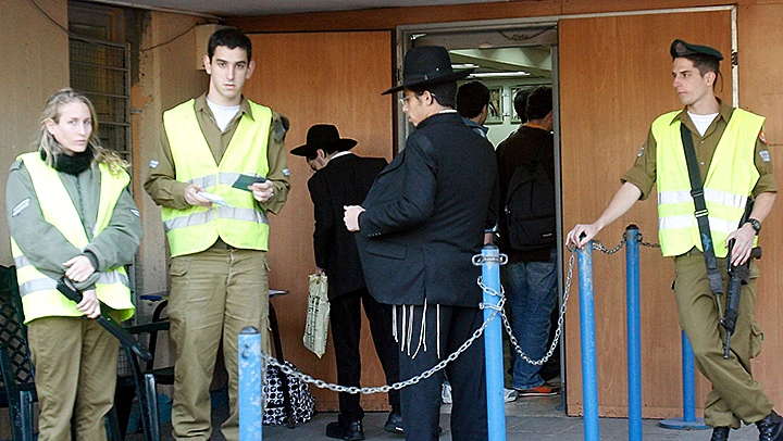 חרדי בלשכת הגיוס