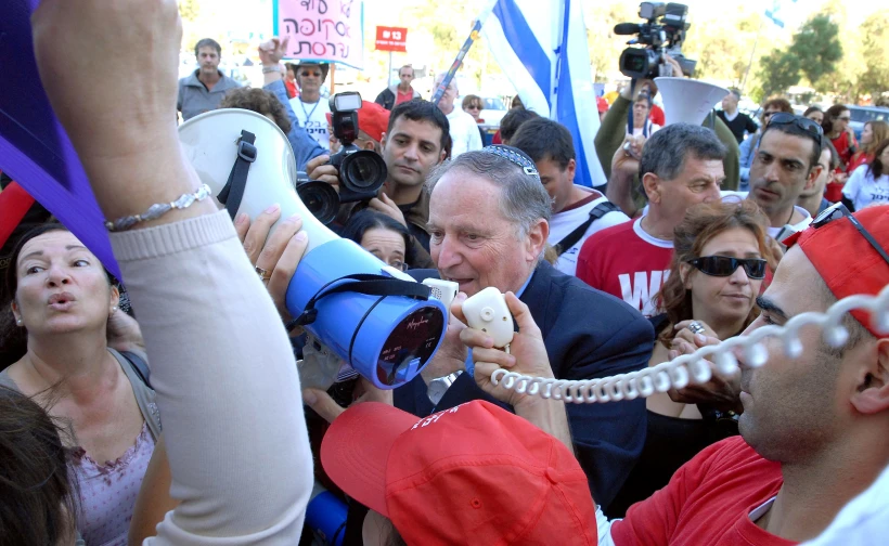 הפגנת מורים מול בית הדין לעבודה בתל אביב, במהלך שביתת מורי החינוך העל יסודי