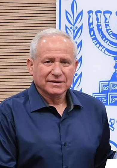 אבי דיכטר
