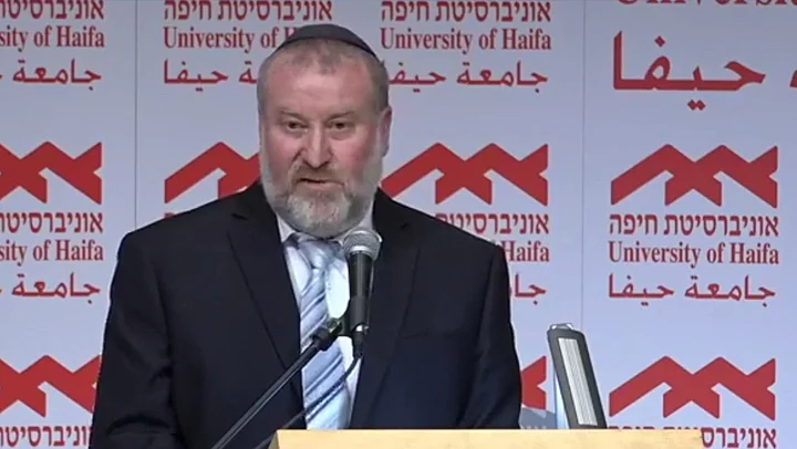 אביחי מנדלבליט