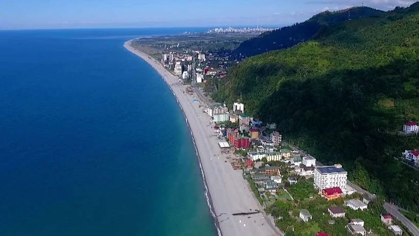 עיירת החוף בטומי שבגיאורגיה