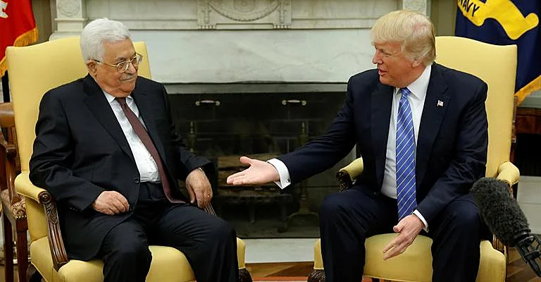 טראמפ ואבו מאזן בפגישה בבית הלבן