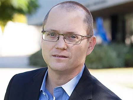 חבר הכנסת עודד פורר, ישראל ביתנו