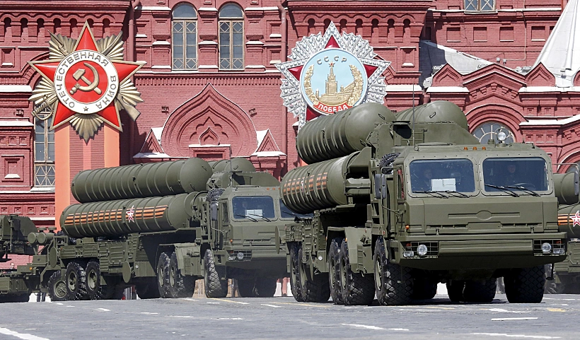 טילי S-400 להגנה אווירית של צבא רוסיה