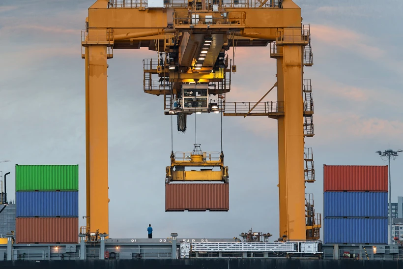 מיזם חדש מבסס את סין במרכז אסיה