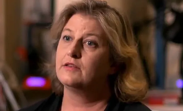 ג'סה ג'ונס, לימדה את עצמה לתקן מכשירי אייפון מקולקלים