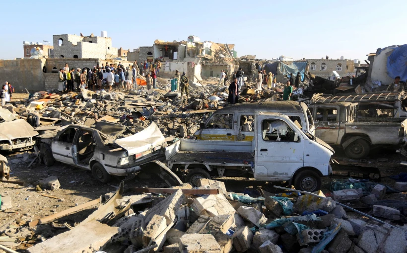 הרס לאחר תקיפה אווירית בעיראק