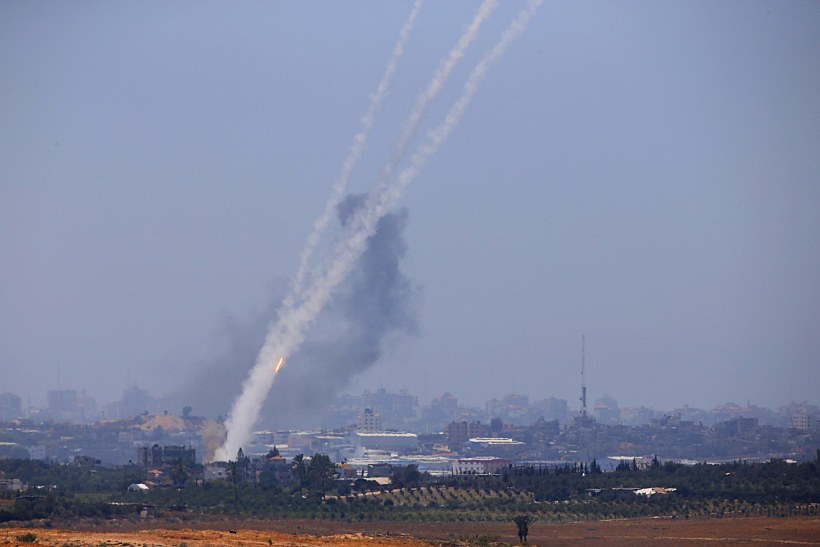 "ישראל מוקפת באיומים ביטחוניים". ירי רקטות מעזה לעבר ישראל