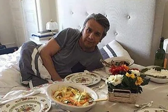 התמונה שסיבכה את נשיא אקוודור לנין מורנו