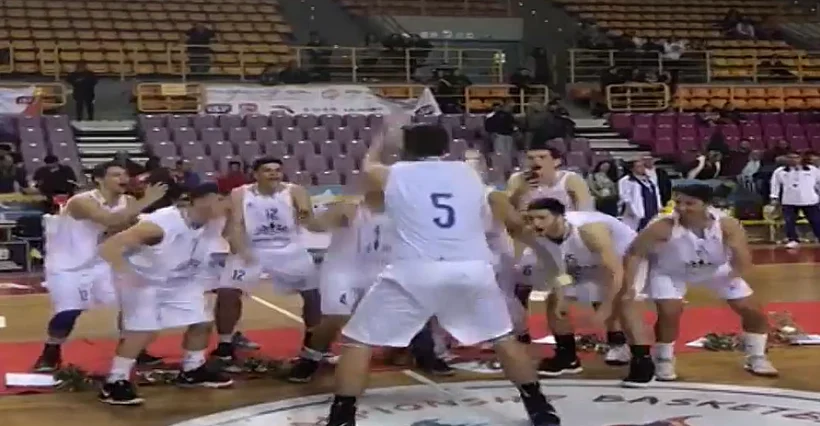 נבחרת תיכון חדש מתל אביב