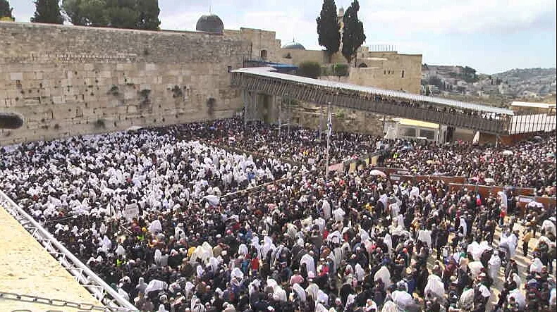 ברכת הכהנים בכותל