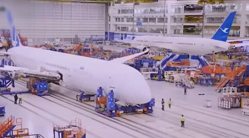 מפעל ייצור של מטוסי בואינג 787