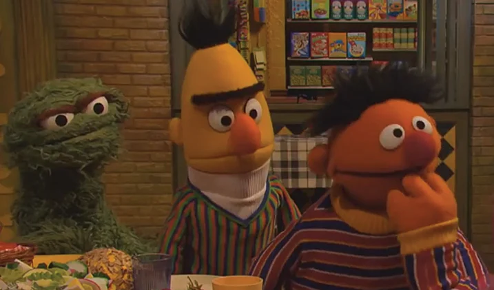 דמויות התוכנית ''רחוב סומסום'' מתגייסות למען הפחתת השימוש בניידים בקרב ילדים