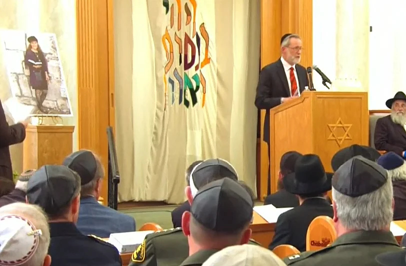 הלווית לורי גילברט קיי, שנרצחה בבית כנסת בקליפורניה