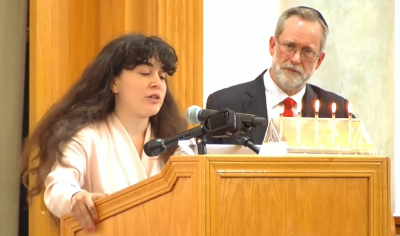 הלווית לורי גילברט קיי, שנרצחה בבית כנסת בקליפורניה