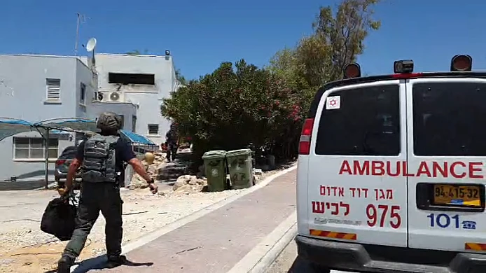 פגיעה ישירה בבית בעוטף