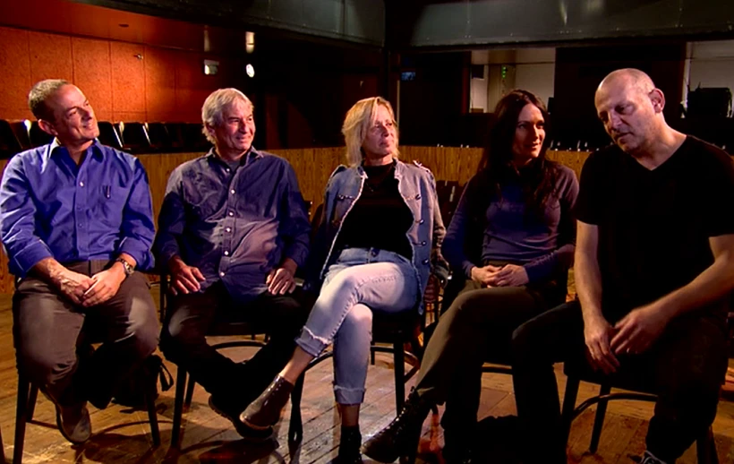 שחקני הסרט במפגש עם האחים