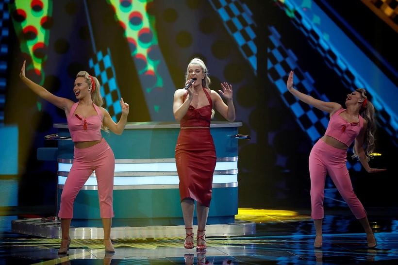 שרה מק'טרנו, נציגת אירלנד עם השיר ''22''