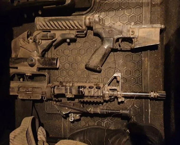 הנשקים והמחסניות ששימשו את תטארק ברגותי וזכריא זביידי