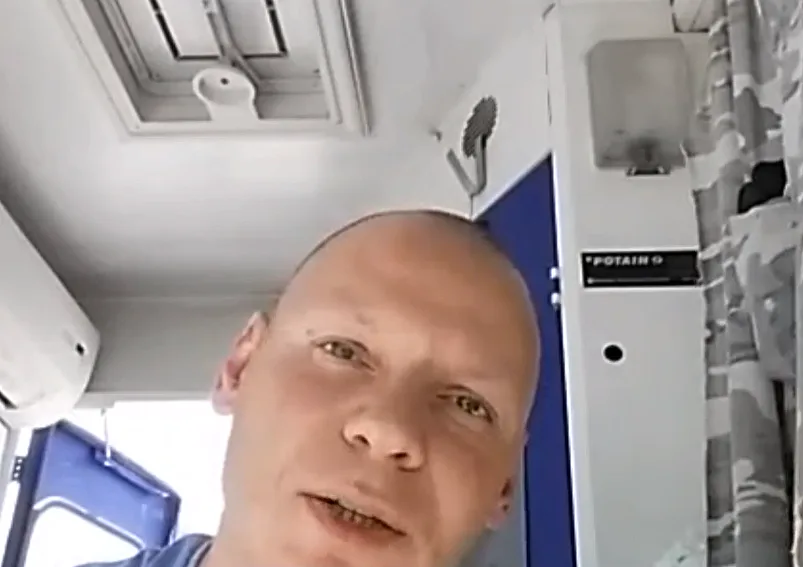 אלון דג'ונס, מנופאי