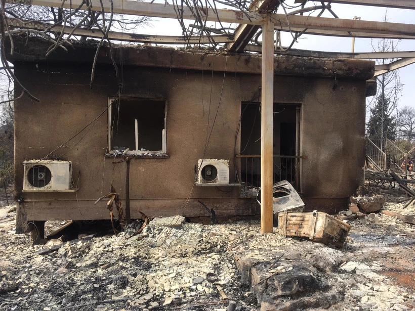 נזקי השריפה במבוא מודיעים