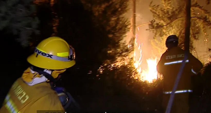 לוחמי אש במבוא מודיעים