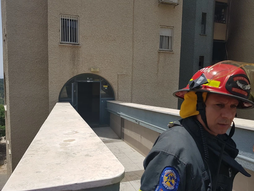 שריפה בבניין מגורים בצפת