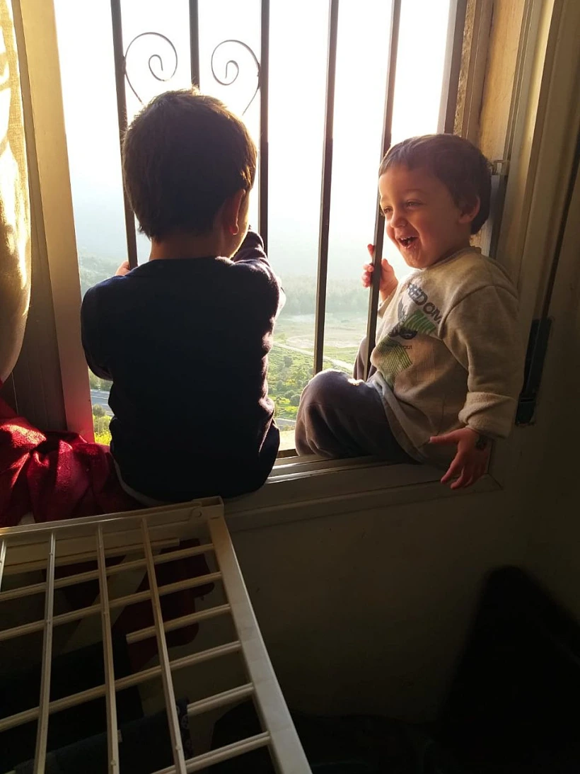 אלעד פריזאט, בן שלוש, נהרג בשריפה בבניין מגורים בצפת