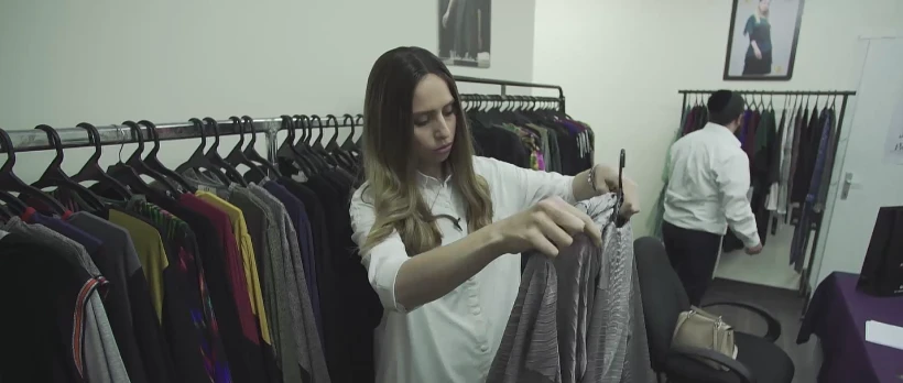 גילי לוינשטיין, עורכת אתר האופנה ''דוסית-גירל''