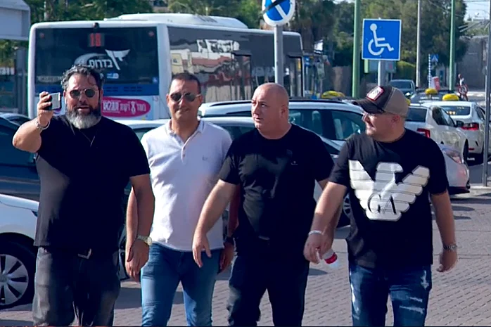 ''מלך חיי הלילה'' וחבורתו