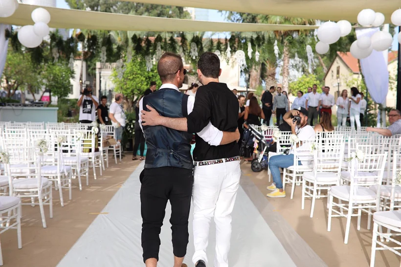 חתונה גאה גדולה