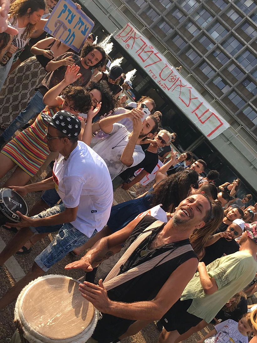 הפגנה נגד ביטול הפסטיבל, כיכר רבין