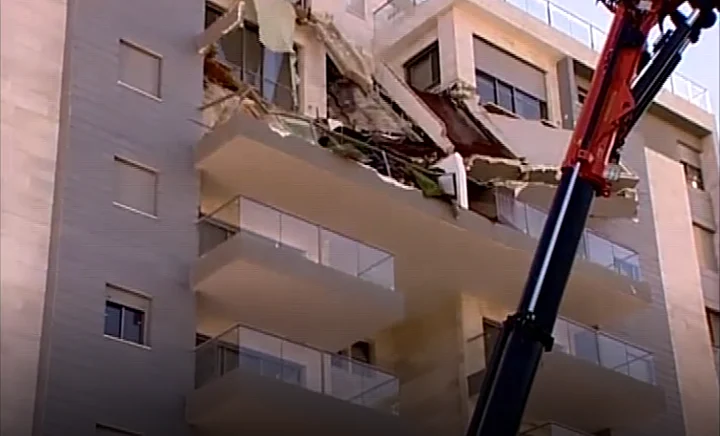 קריסת מרפסות בבנייני חברת ''גינדי השקעות''