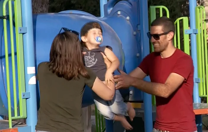 משפחת רבנה, שעזבו את ביתם בנירעם