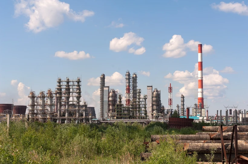 מפעל פטרוכימי במפרץ חיפה