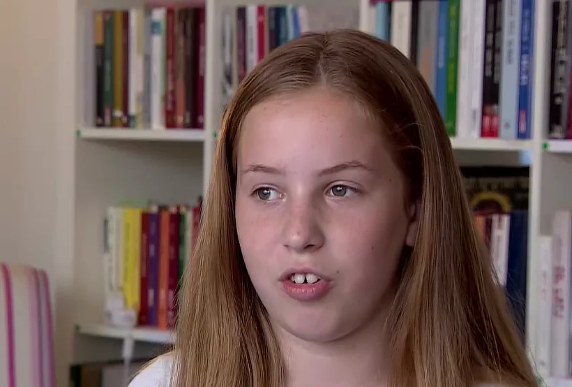 מאיה, ילדה להורים גרושים