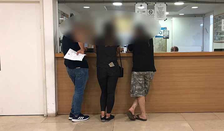 משפחתו של השוטר בבית המשפט