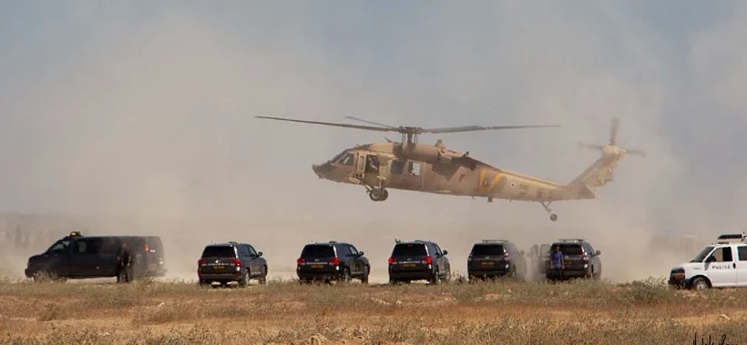 מסוקו של נתניהו בעת ביקורו באוגדת עזה