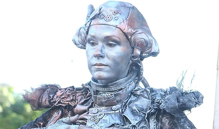 פסטיבל רחובות הבינלאומי לפסלים חיים